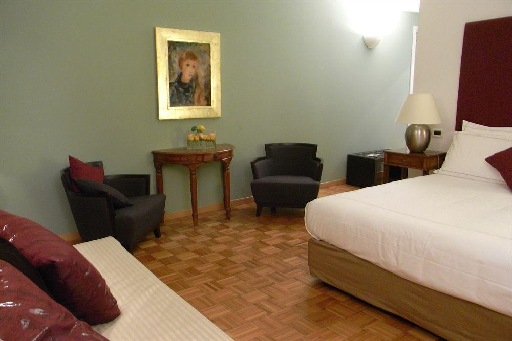Albergo Del Sole Porto Valtravaglia Kültér fotó
