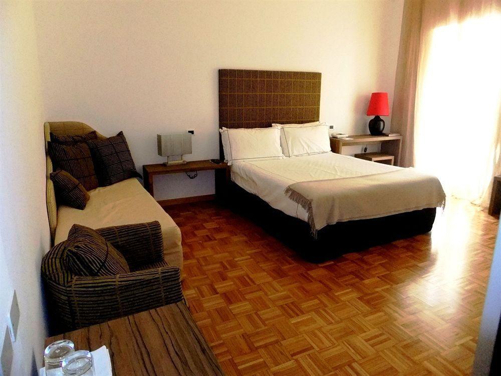 Albergo Del Sole Porto Valtravaglia Kültér fotó