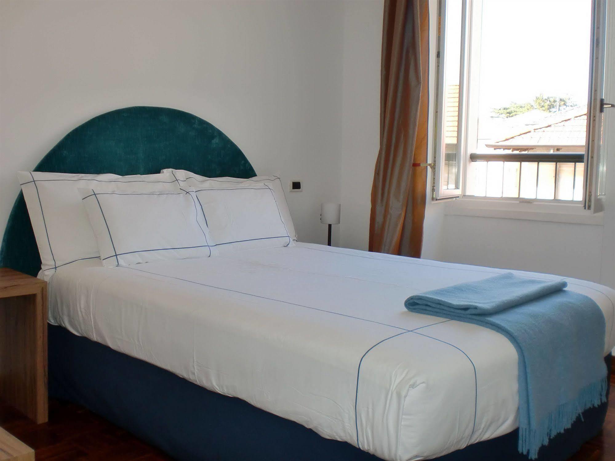 Albergo Del Sole Porto Valtravaglia Kültér fotó